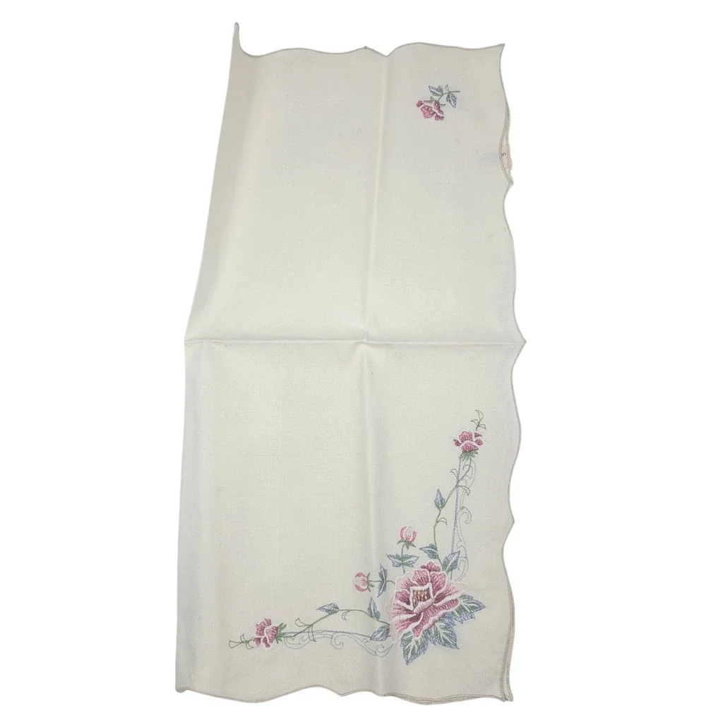 Lenox Linens Charleston Floral Embroidered Scalloped Napkins Set of 8 Cream 1989